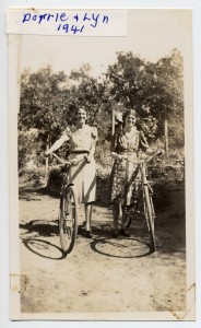 Dorrie & Lyn Randell, 1941